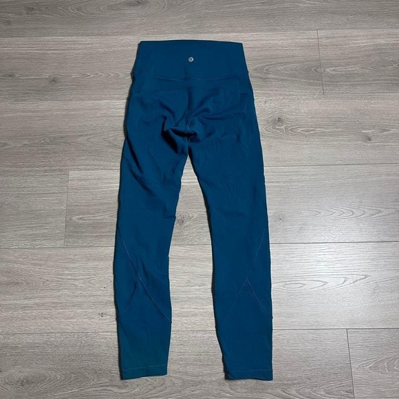 Lululemon Chasing Miles Light Blue Running Leggings 25" Inseam - Picture 1 of 6